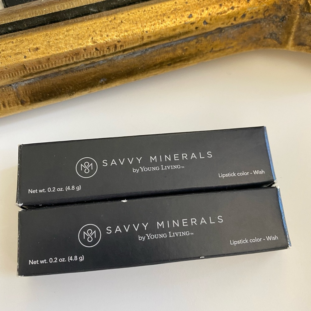 2 Young Living Savvy Minerals lipsticks Wish - Pink Mauve